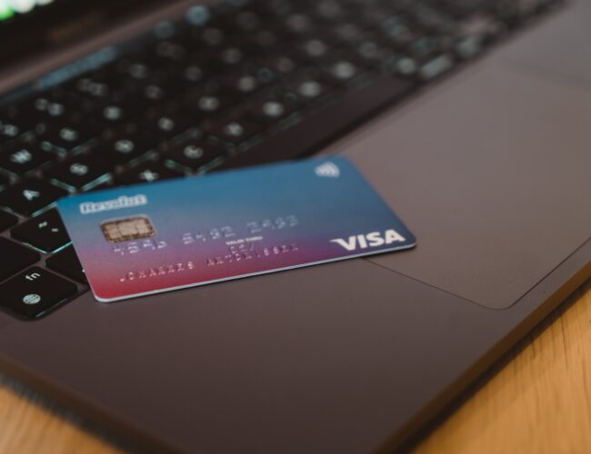 Vilka Risker finns det med Kortbetalningar på Internet?